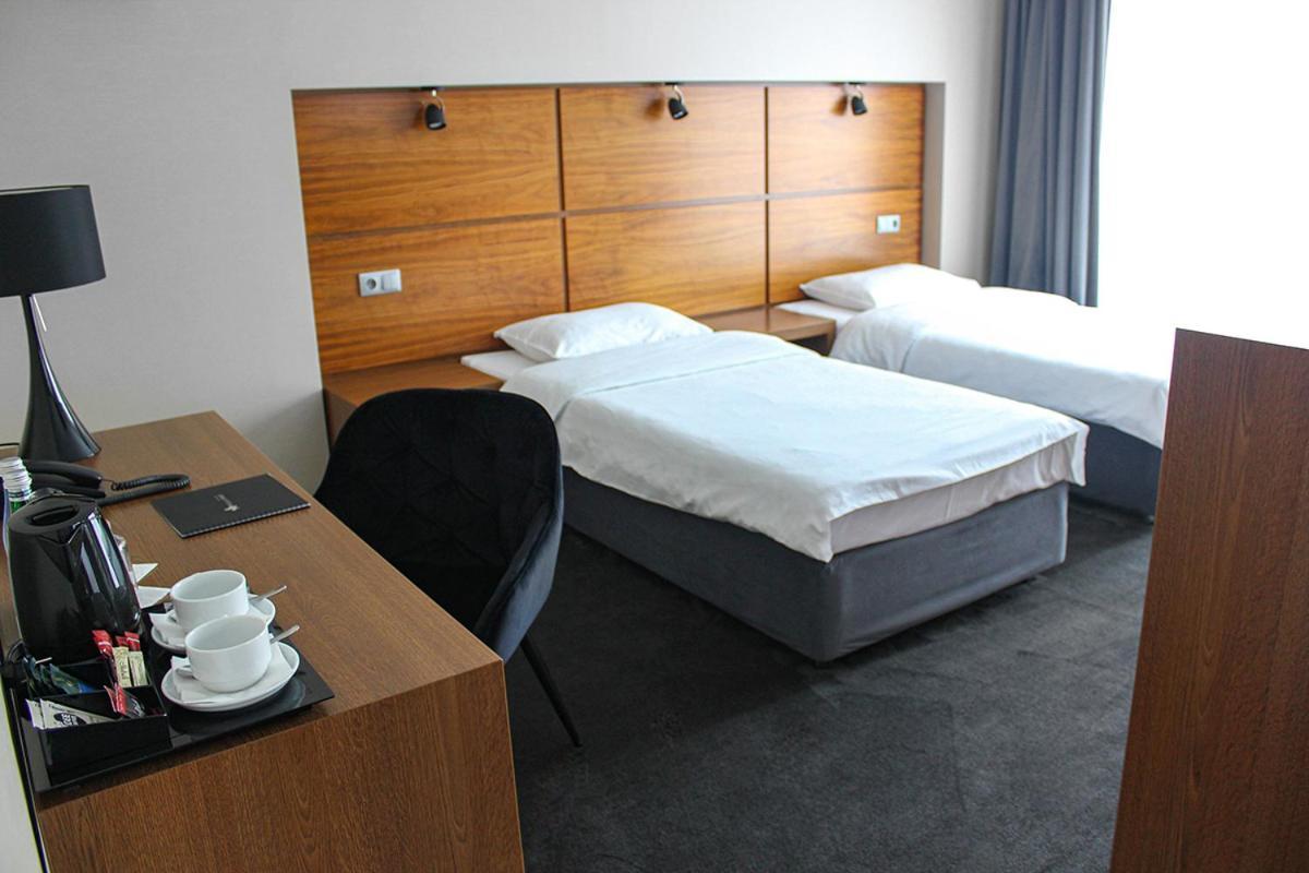 Willa Port Ostróda Eksteriør bilde A room at the hotel